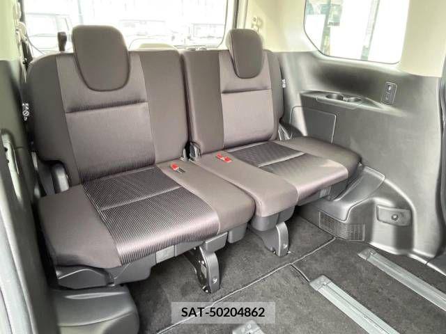 Nissan SERENA 2018-10 284188-11