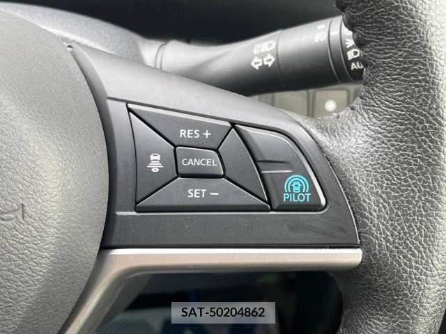 Nissan SERENA 2018-10 284188-6