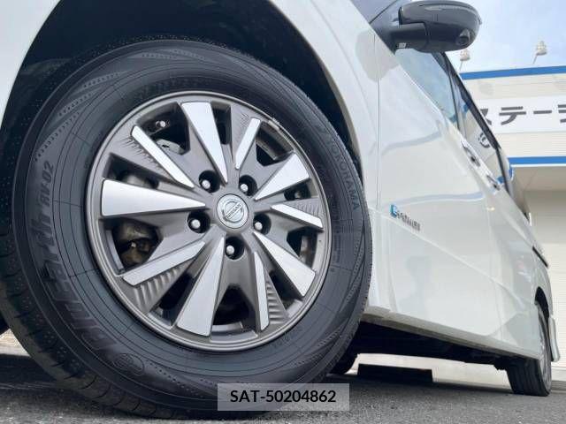Nissan SERENA 2018-10 284188-15
