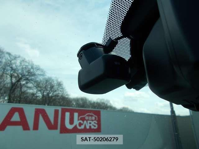 Nissan KICKS 2020-11 245200-8