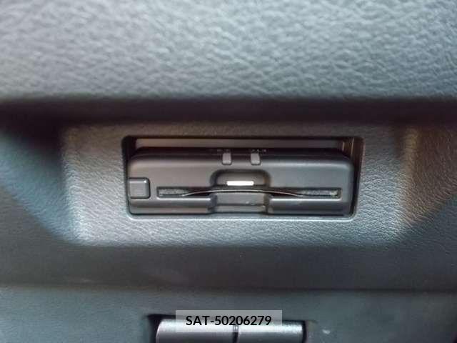Nissan KICKS 2020-11 245200-7