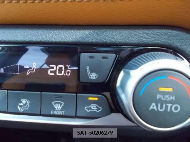 Nissan KICKS 2020-11 245200-12
