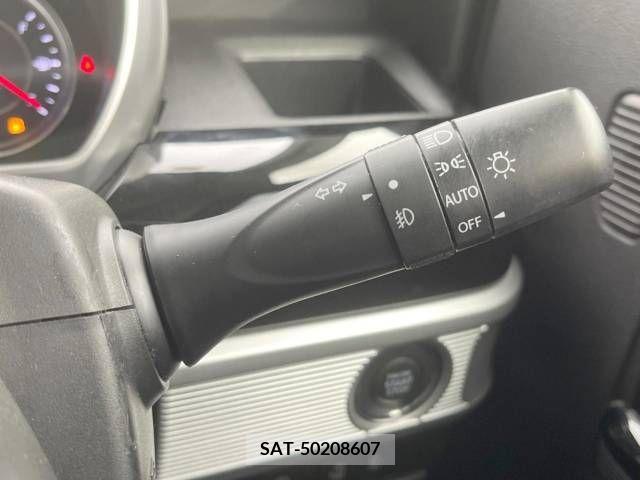 Suzuki SPACIA 2018-09 215614-10