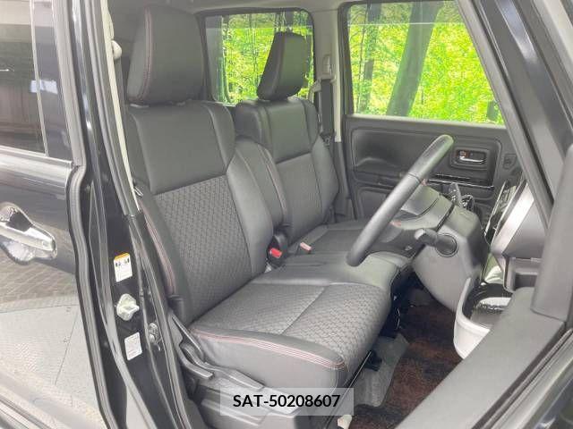 Suzuki SPACIA 2018-09 215614-12