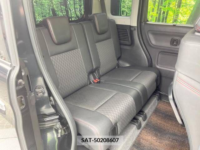 Suzuki SPACIA 2018-09 215614-13
