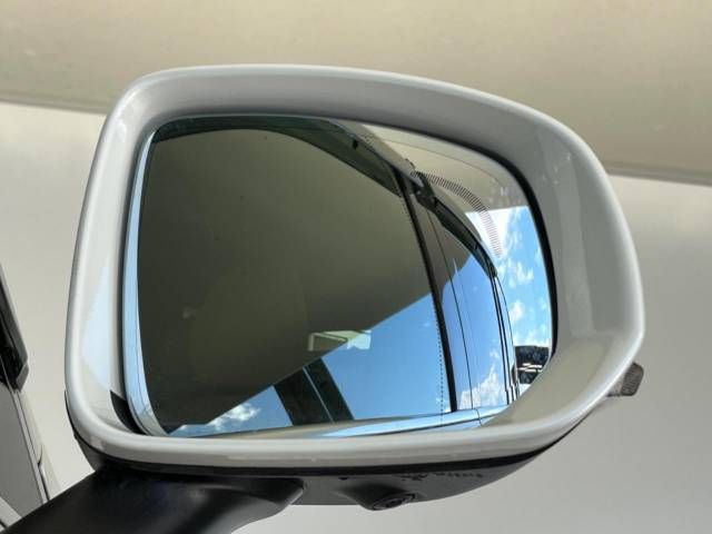 Volvo XC90 2016-12 25371-8