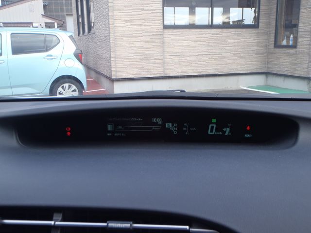 Toyota PRIUS 2013-12 282-17