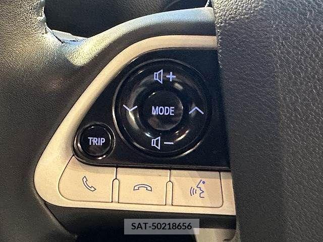 Toyota PRIUS 2016-07 281821-14