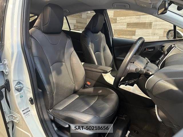 Toyota PRIUS 2016-07 281821-7