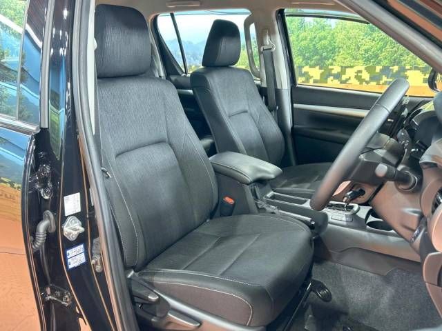 Toyota HILUX 2022-04 193238-8