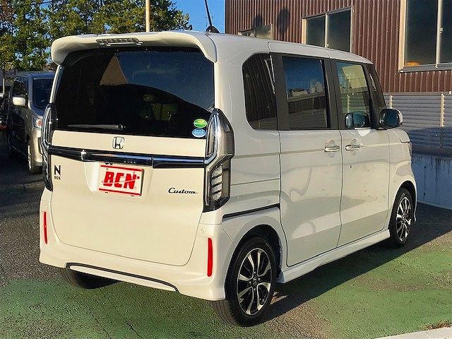 Honda N BOX CUSTOM 2019-12 18851-2