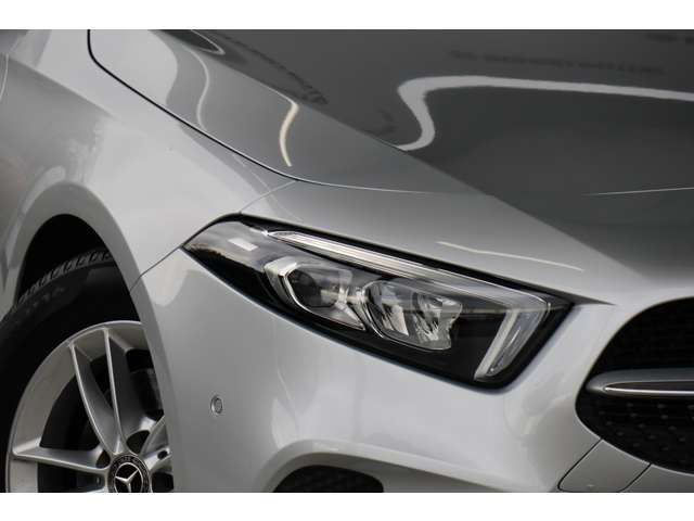 Mercedes Benz A-CLASS 2019-12 15729-4