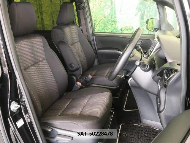 Toyota VOXY 2018-09 321579-8