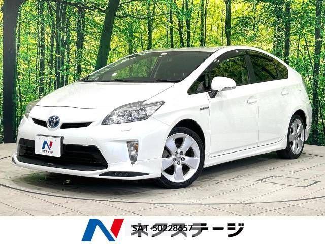 Toyota PRIUS 2013-11 329051-0