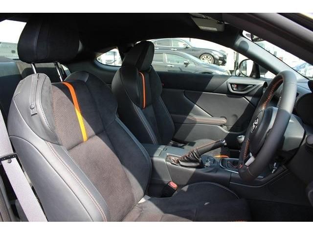 Toyota 86 2023-02 22113-13
