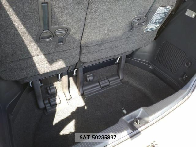 Toyota ESTIMA 2013-07 352481-26