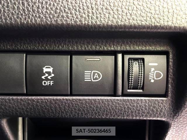 Toyota HARRIER 2021-08 313452-9