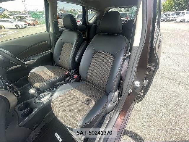 Nissan NOTE 2015-08 352416-23
