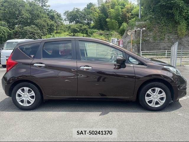 Nissan NOTE 2015-08 352416-19