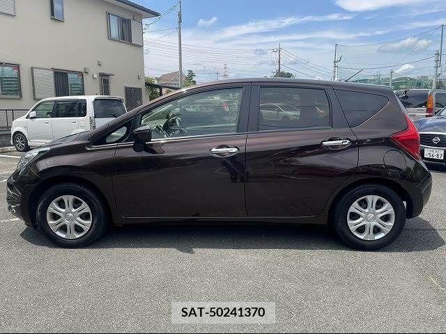 Nissan NOTE 2015-08 352416-16