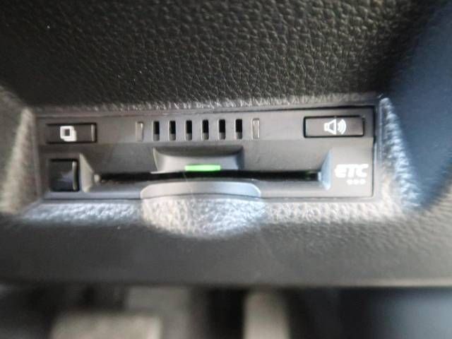 Toyota YARIS CROSS 2023-07 190461-6