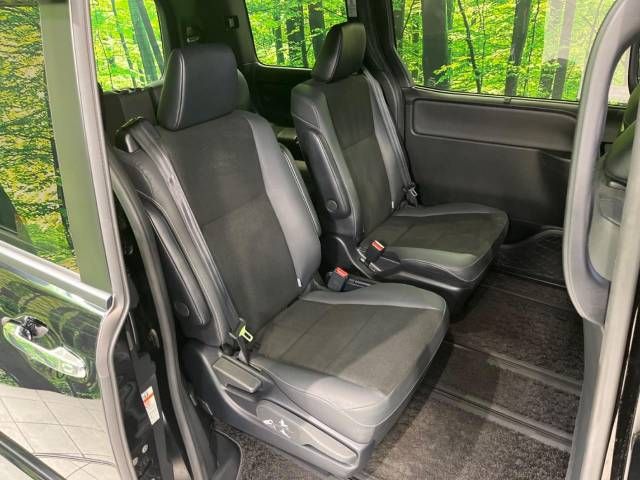 Toyota NOAH 2020-11 26873-10