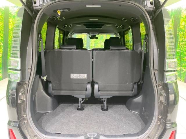 Toyota VOXY 2018-11 180923-10