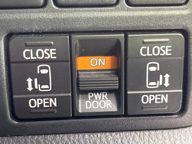 Toyota VOXY 2018-11 180923-4