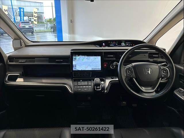Honda STEP WGN 2018-09 324711-1