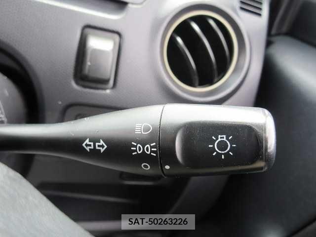 Mitsubishi TOPPO 2012-05 287690-11