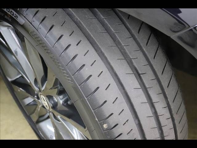 Toyota COROLLA TOURING 2023-01 14235-24