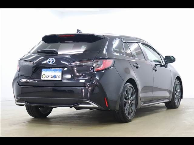 Toyota COROLLA TOURING 2023-01 14235-18