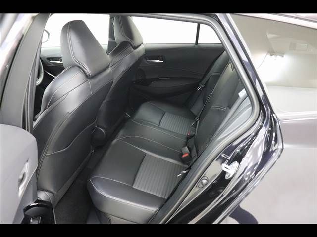 Toyota COROLLA TOURING 2023-01 14235-12