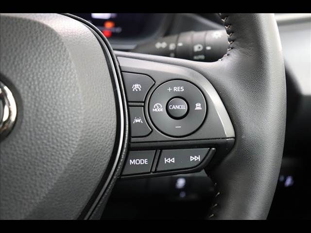 Toyota COROLLA TOURING 2023-01 14235-7
