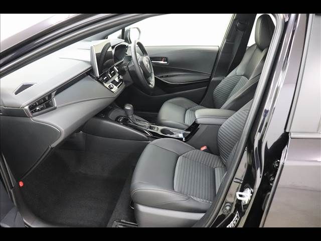 Toyota COROLLA TOURING 2023-01 14235-11