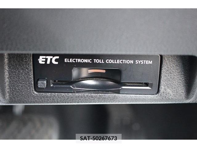 Nissan LEAF 2019-05 244610-3
