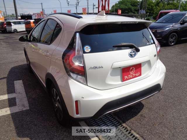 Toyota AQUA 2018-11 314360-5