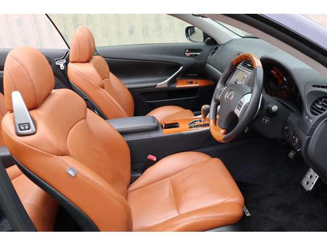 Lexus IS 2013-05 5203-11