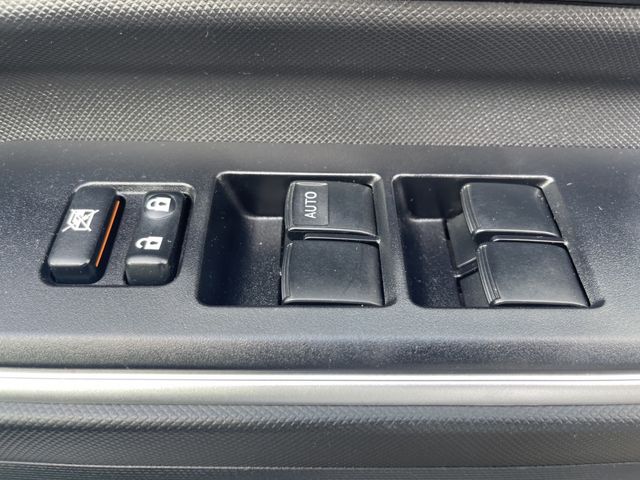 Toyota AQUA 2018-07 12161-13
