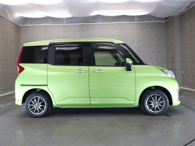 Toyota ROOMY 2018-10 185075-22