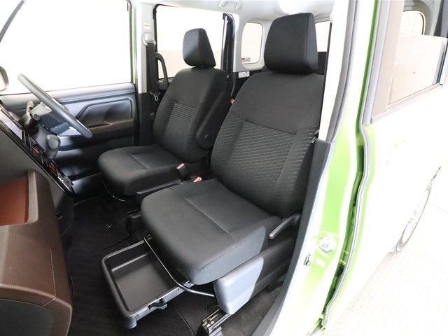 Toyota ROOMY 2018-10 185075-5