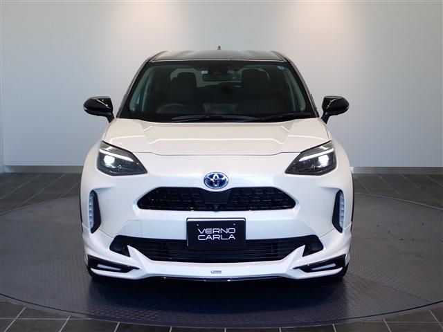 Toyota YARIS CROSS 2022-10 16332-4