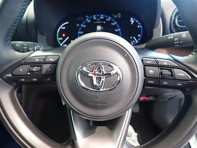 Toyota YARIS CROSS 2022-10 16332-19
