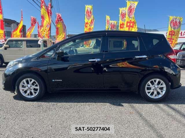Nissan NOTE 2019-04 305490-4