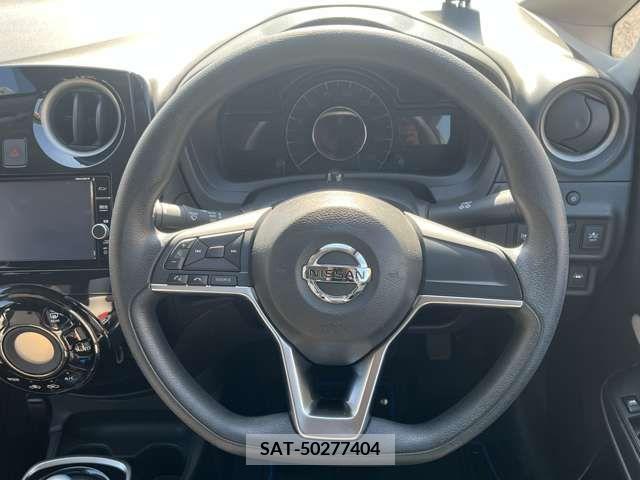 Nissan NOTE 2019-04 305490-11