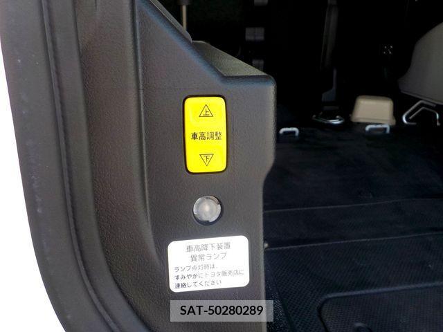 Toyota SIENTA 2016-05 376835-18
