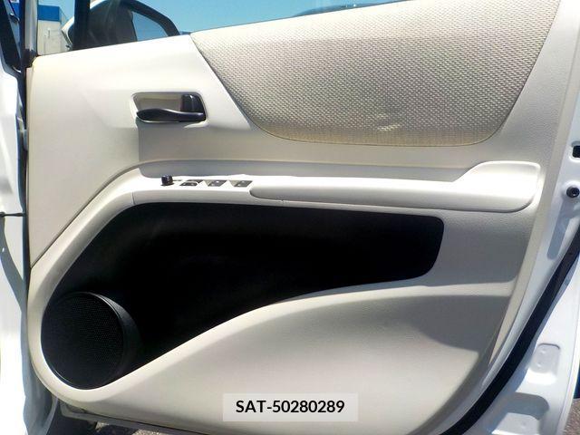 Toyota SIENTA 2016-05 376835-23