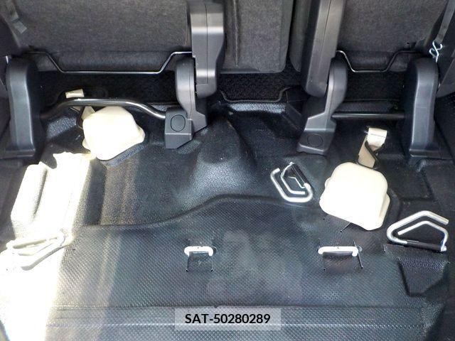 Toyota SIENTA 2016-05 376835-14