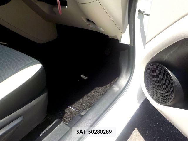 Toyota SIENTA 2016-05 376835-22