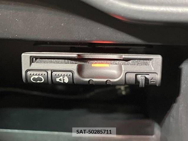 Nissan NOTE 2012-10 253826-4